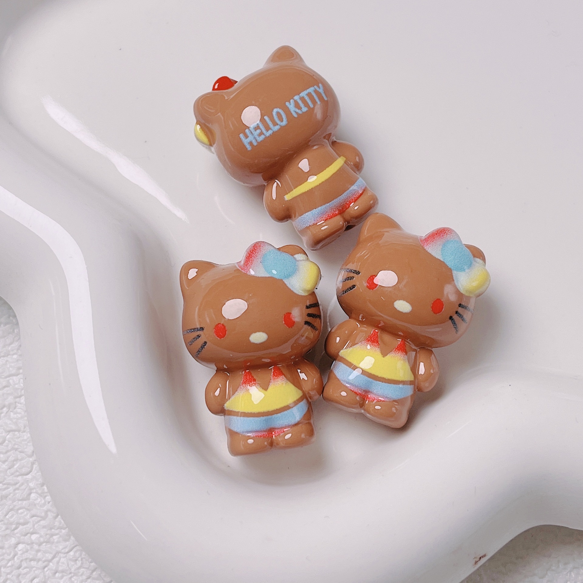 5pcs Hello Kitty Acrylic Cute  - Phone Accessories Hanging 评论和价格